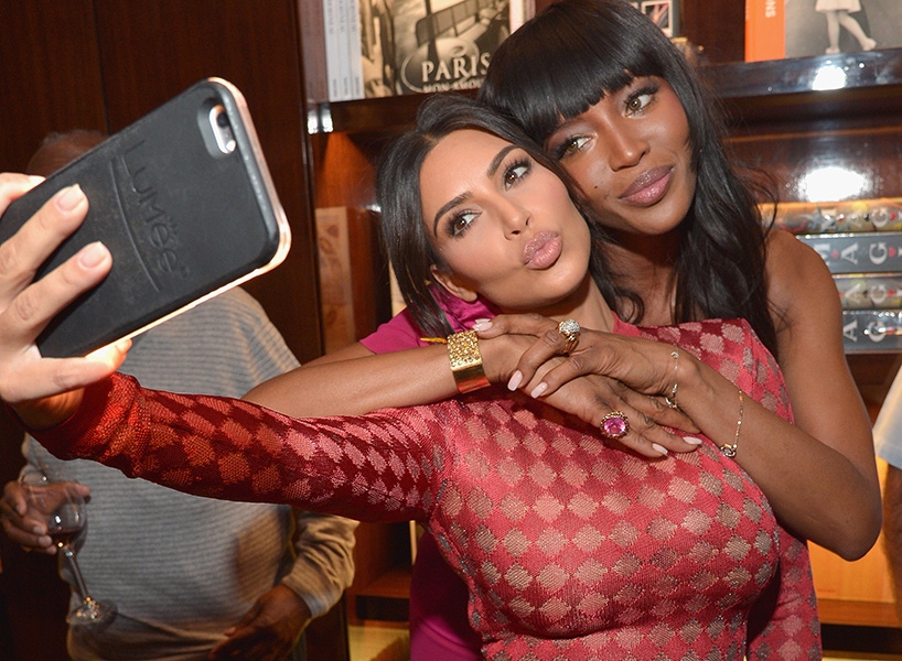 Kim-Kardashian-selfie-INLINE